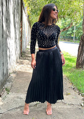 Chic long-sleeve pearl top